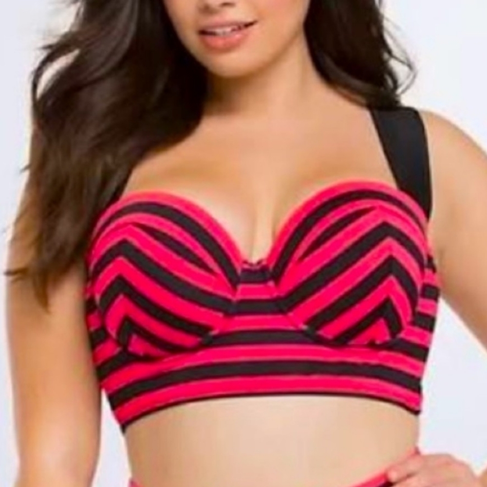 Torrid bikini top size 1
